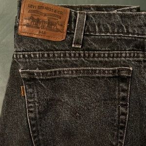 Vintage Levi’s 545 Loose Mom Jeans